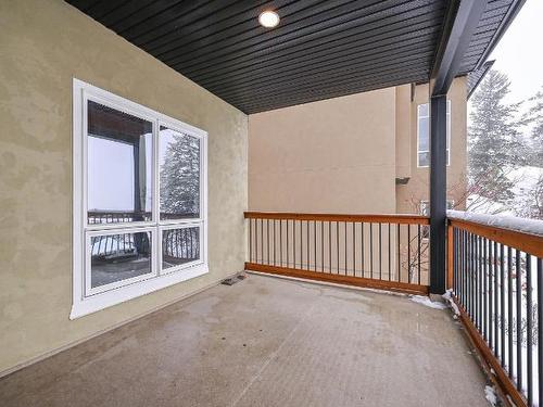 422 Azure Place, Kamloops, BC - Outdoor With Exterior