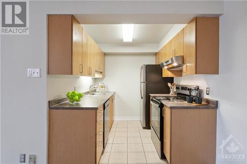 Kitchen - 429 Somerset Street W Unit#607, Ottawa, ON - Indoor Photo Showing Kitchen