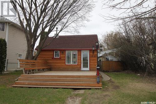 1525 Kilburn Avenue, Saskatoon, SK - Outdoor