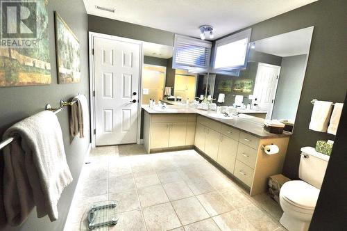 1837 Shaleridge Place, West Kelowna, BC - Indoor Photo Showing Bathroom