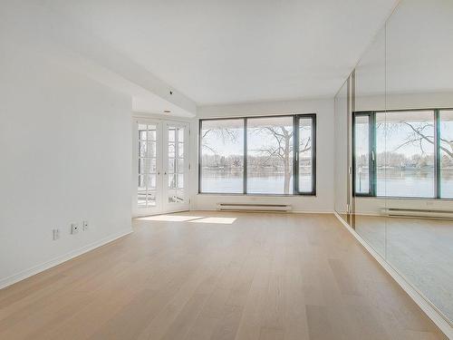 Master bedroom - S13-4450 Prom. Paton, Laval (Chomedey), QC - Indoor Photo Showing Other Room