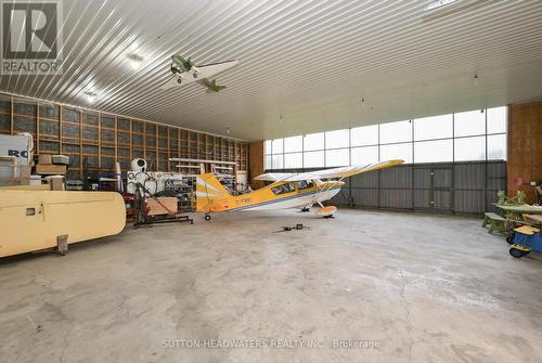 114520 27/28 Sideroad, East Luther Grand Valley, ON - Indoor Photo Showing Garage