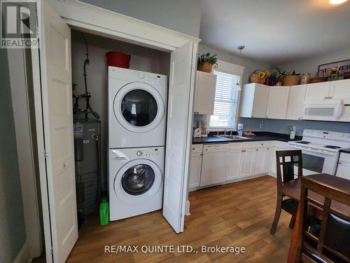 27 Butternut Lane, Prince Edward County, ON - Indoor Photo Showing Laundry Room