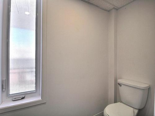 Powder room - 790 10E Avenue, Senneterre - Ville, QC - Indoor Photo Showing Bathroom