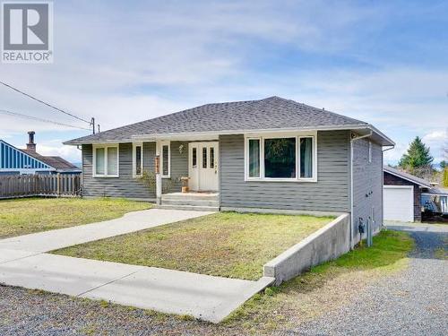 4743 Fernwood Ave, Powell River, BC - Outdoor