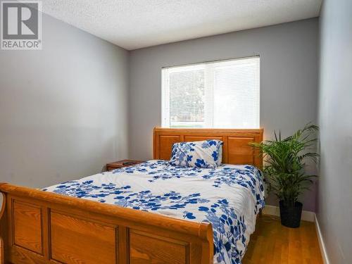 4743 Fernwood Ave, Powell River, BC - Indoor Photo Showing Bedroom