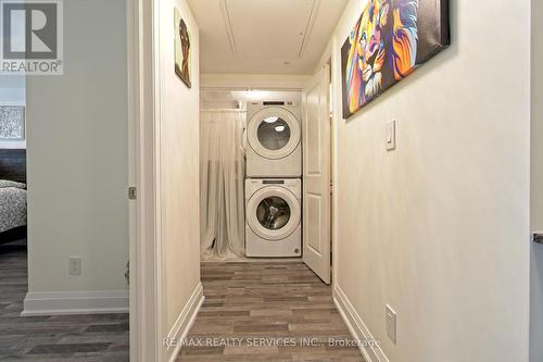 #209 -20 Koda St, Barrie, ON - Indoor Photo Showing Laundry Room