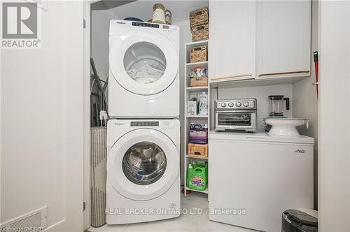 #308 -500 Brock Ave, Burlington, ON - Indoor Photo Showing Laundry Room