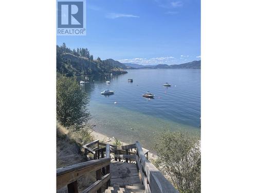 570 Clifton Court, Kelowna, BC - Outdoor With Body Of Water With View