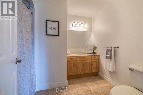 49 Newcastle Drive, Sarnia, ON - Indoor Photo Showing Bathroom