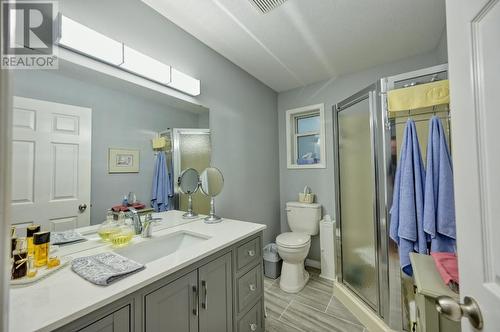 8911 92Nd Avenue Unit# 102, Osoyoos, BC - Indoor Photo Showing Bathroom