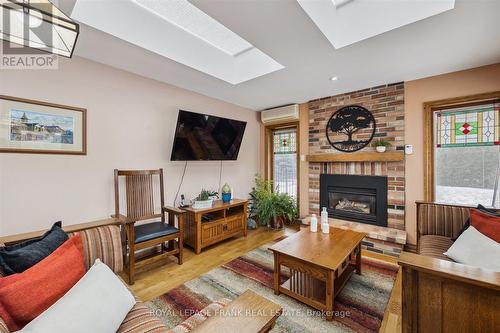 173 Maple St, Uxbridge, ON - Indoor Photo Showing Living Room With Fireplace