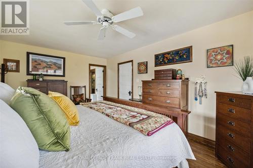 173 Maple St, Uxbridge, ON - Indoor Photo Showing Bedroom