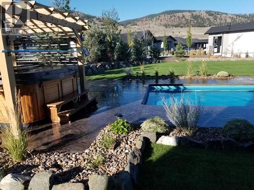 264 Rue Cheval Noir, Tobiano, BC - Outdoor With In Ground Pool