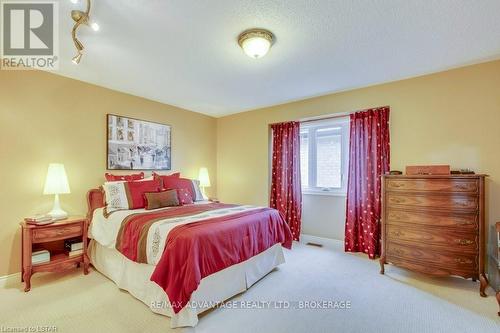 #29 -211 Pine Valley Dr, London, ON - Indoor Photo Showing Bedroom