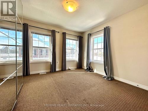 3 Hyde Park Mews, Kitchener, ON - Indoor Photo Showing Other Room