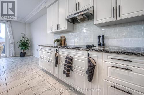 145 Harpin Way E, Centre Wellington, ON - Indoor Photo Showing Kitchen With Upgraded Kitchen