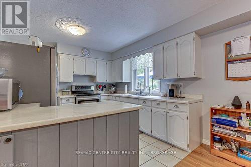 12019 Greystead Drive, Middlesex Centre, ON - Indoor Photo Showing Kitchen