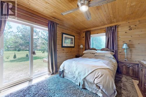 4017 Dalrymple Drive, Ramara, ON - Indoor Photo Showing Bedroom