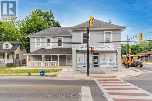 521 Guelph St, Halton Hills, ON - Outdoor With Facade