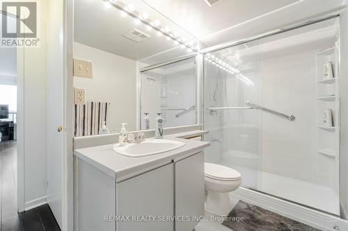 #1009 -26 Hanover Rd, Brampton, ON - Indoor Photo Showing Bathroom