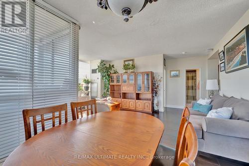 #901 -75 King St E, Mississauga, ON - Indoor Photo Showing Dining Room