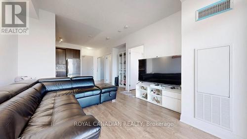#805 -3220 Sheppard Ave, Toronto, ON - Indoor Photo Showing Living Room