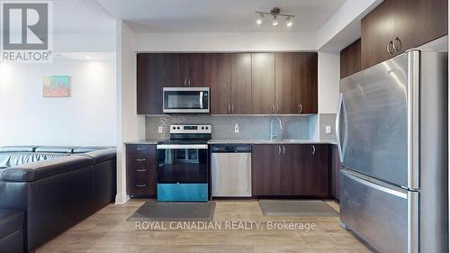 #805 -3220 Sheppard Ave, Toronto, ON - Indoor Photo Showing Kitchen