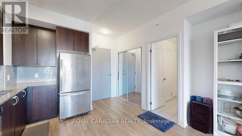 #805 -3220 Sheppard Ave, Toronto, ON - Indoor Photo Showing Kitchen With Upgraded Kitchen