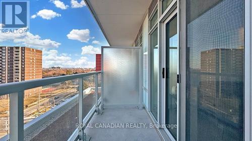 805 - 3220 Sheppard Avenue, Toronto, ON - Outdoor With Exterior