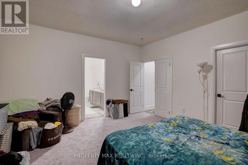 2128 Castle Hill Crt, Pickering, ON - Indoor Photo Showing Bedroom