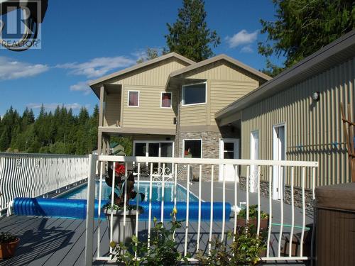 3181 Eagle Bay Road, Eagle Bay, BC - Outdoor With Deck Patio Veranda