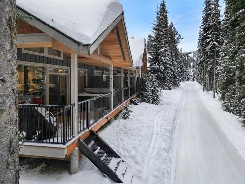21-156 Clearview Road, Apex Mountain, BC - Outdoor