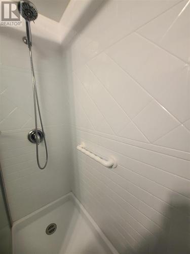 100A Hutchison Ave # 3, Elliot Lake, ON - Indoor Photo Showing Bathroom