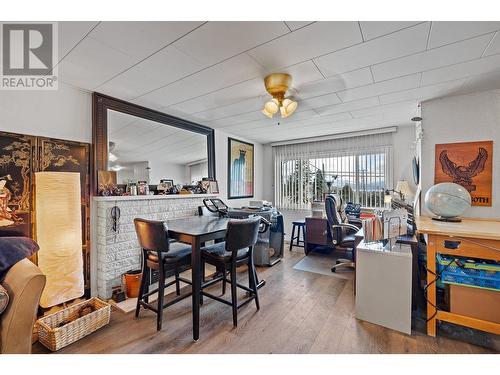 3804 Brown Road, West Kelowna, BC - Indoor Photo Showing Dining Room