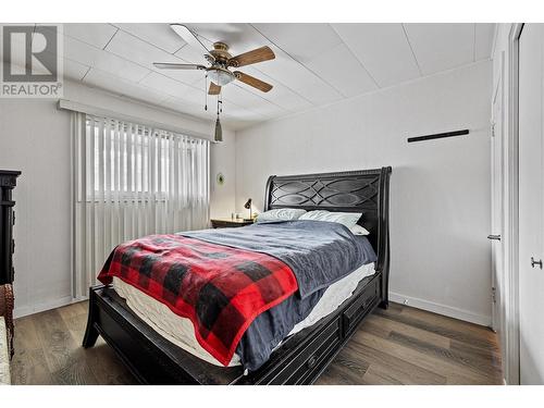 3804 Brown Road, West Kelowna, BC - Indoor Photo Showing Bedroom