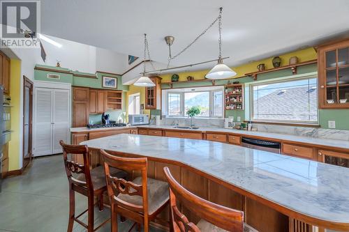 44 Cactus Crescent, Osoyoos, BC - Indoor Photo Showing Kitchen
