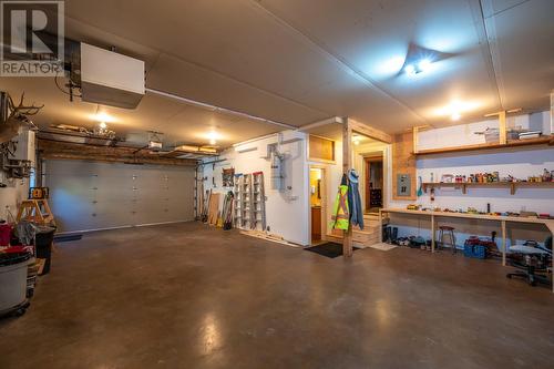44 Cactus Crescent, Osoyoos, BC - Indoor Photo Showing Garage