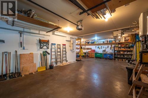 44 Cactus Crescent, Osoyoos, BC - Indoor Photo Showing Garage