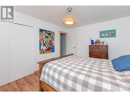 309 Hemlock Crescent S, Sicamous, BC - Indoor Photo Showing Bedroom