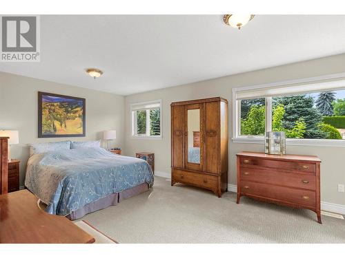 842 Stuart Road, West Kelowna, BC - Indoor Photo Showing Bedroom