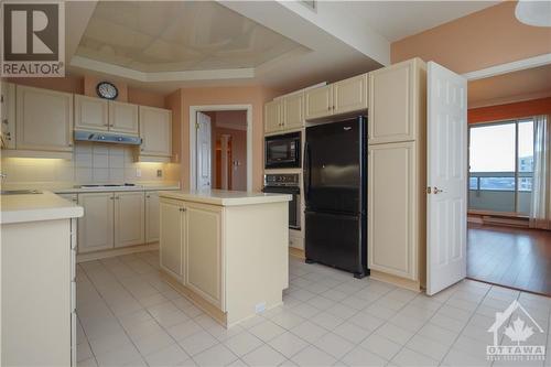 1480 Riverside Drive Unit#2301, Ottawa, ON - Indoor Photo Showing Kitchen
