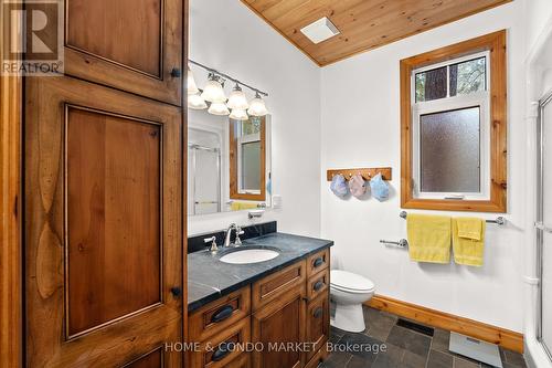 26 Fire Route 96D Rte, Kawartha Lakes, ON - Indoor Photo Showing Bathroom
