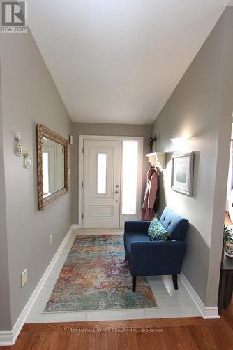 27 Hillview Dr, Kawartha Lakes, ON - Indoor Photo Showing Other Room