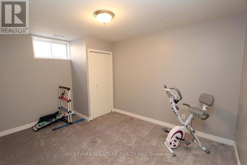 27 Hillview Dr, Kawartha Lakes, ON - Indoor Photo Showing Gym Room