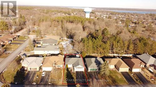 27 Hillview Dr, Kawartha Lakes, ON - Outdoor With View