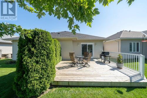 25 Aletha Dr, Prince Edward County, ON - Outdoor With Exterior