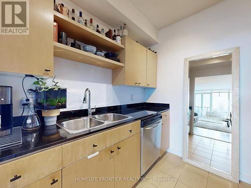 #3202 -373 Front St W, Toronto, ON - Indoor Photo Showing Kitchen With Double Sink