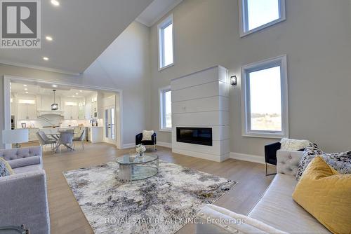 595 Kleinburg Summit Way, Vaughan, ON - Indoor Photo Showing Living Room With Fireplace