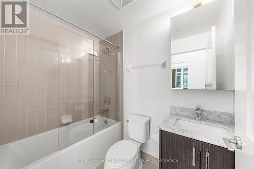 #908 -100 Eagle Rock Way, Vaughan, ON - Indoor Photo Showing Bathroom